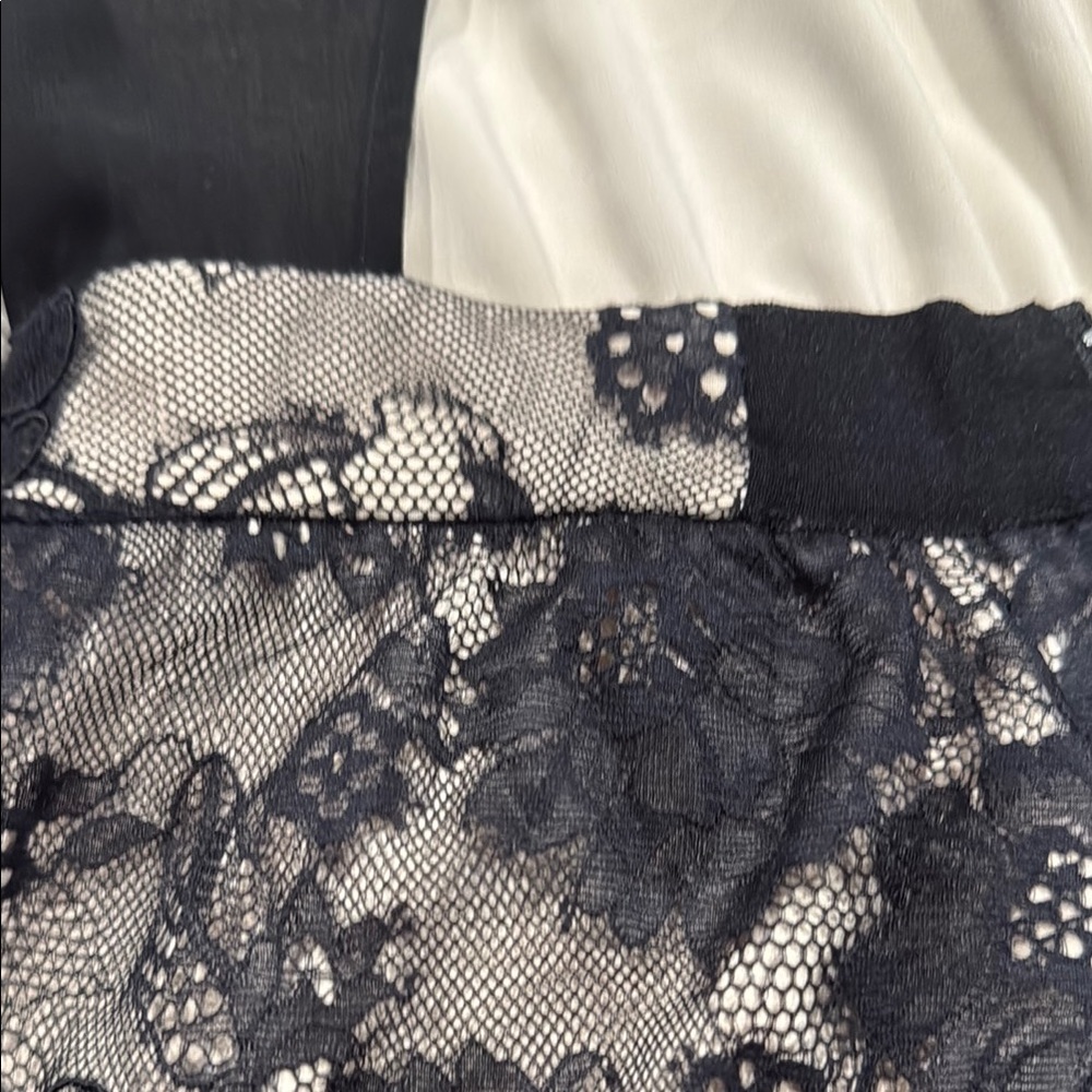 Alice + Olivia Black and Cream Lace Romper - Picture 3 of 3